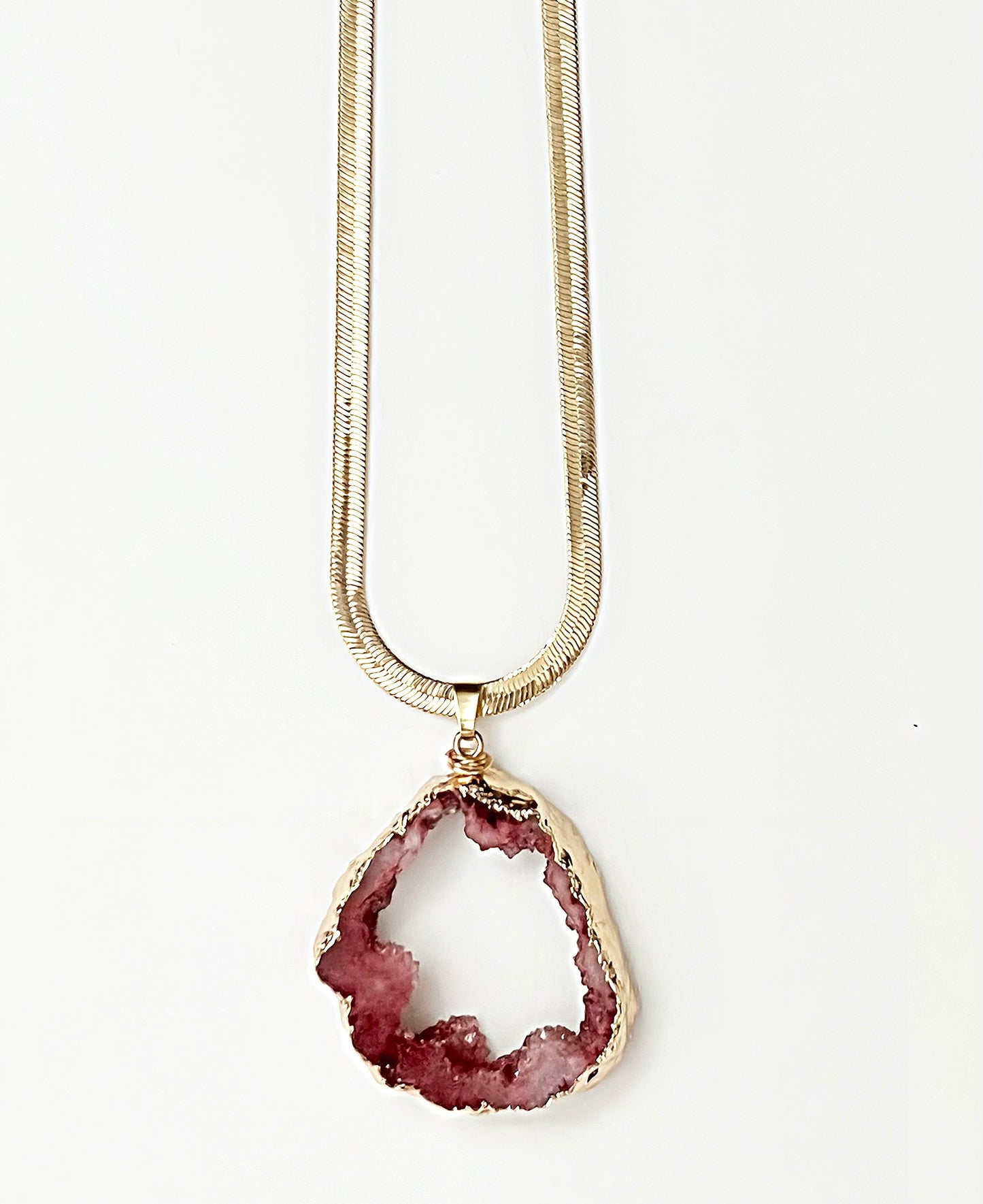 ROOT CHAKRA GEODE HERRINGBONE NECKLACE