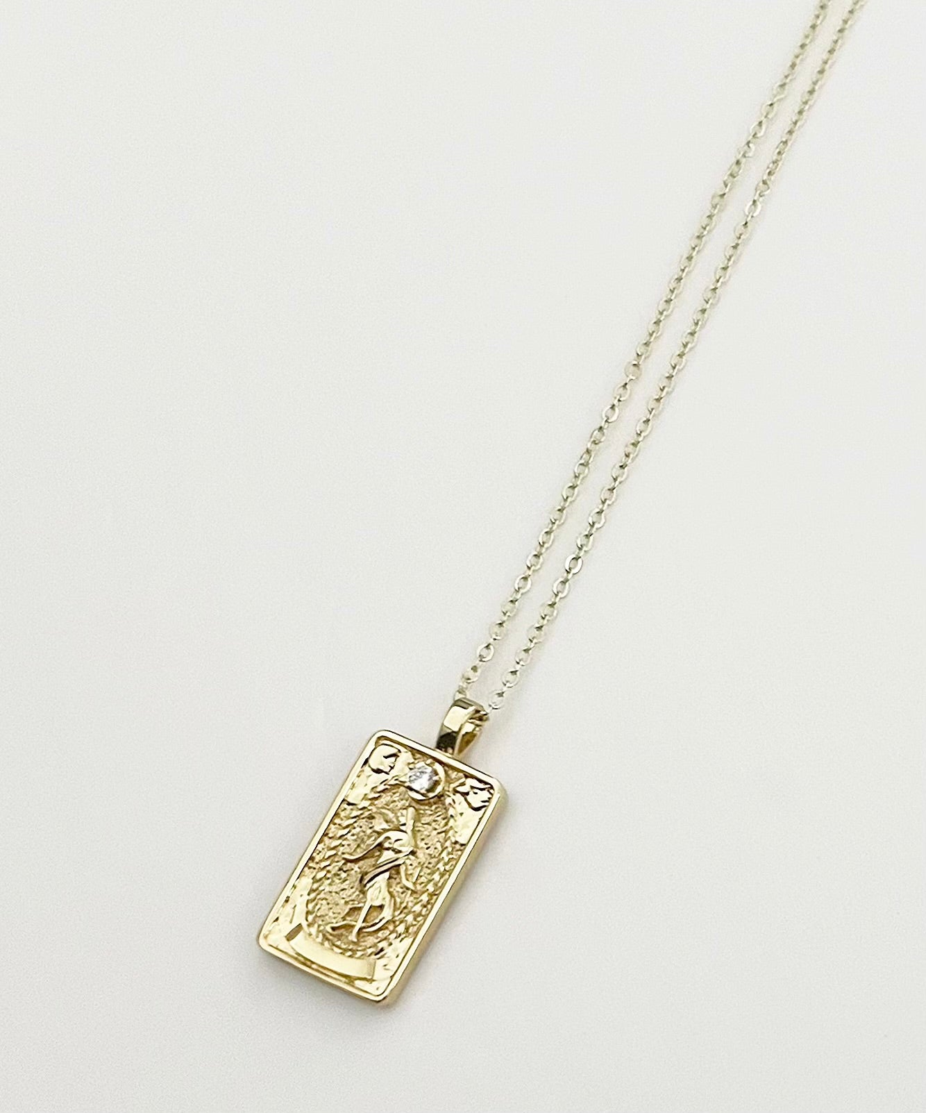 THE WORLD TAROT NECKLACE