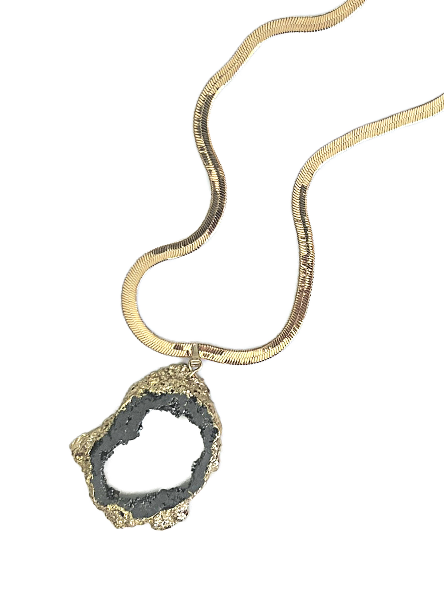 ROOT CHAKRA GEODE HERRINGBONE NECKLACE