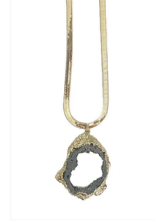 ROOT CHAKRA GEODE HERRINGBONE NECKLACE