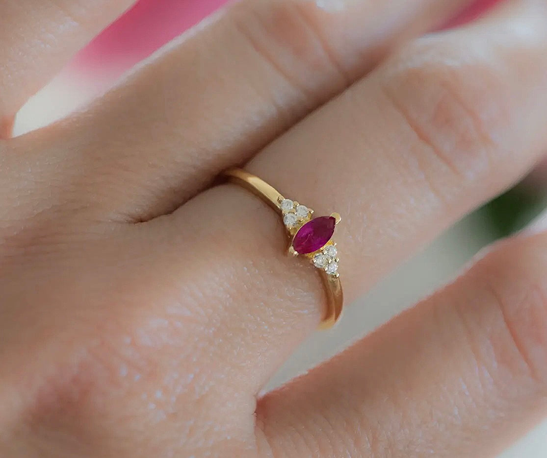 DELICATE RUBY MARQUISE RING